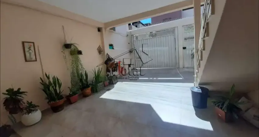 Casa com 3 quartos (st) - 202 m² total de área construída- são paulo - governador valadares/mg