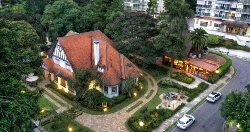 Apartamento com 2 quartos à venda na Estrada União e Indústria, 9153, Itaipava, Petrópolis