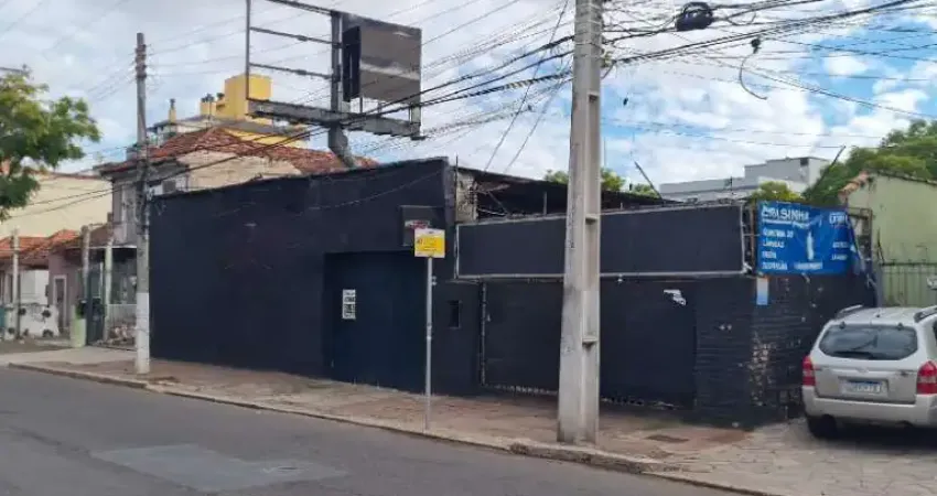 Terreno à venda na Rua Mariante, Rio Branco, Porto Alegre