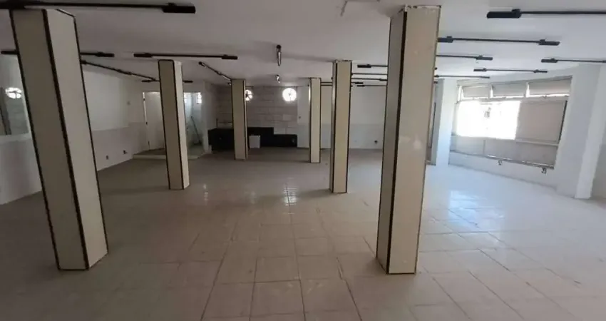 Ponto comercial para alugar na Avenida Dezoito do Forte, Centro, São Gonçalo