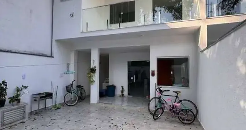 Casa com 3 quartos à venda na Rua Quatrocentos e Vinte e Um (Lot Cafubá), Piratininga, Niterói
