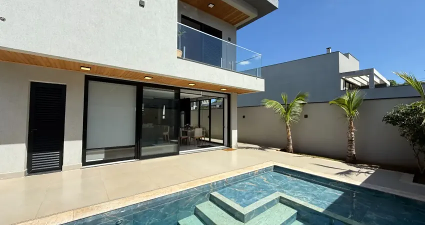 Casa à Venda no Condomínio San Marco| 3 Suítes, Piscina Aquecida e Sacada