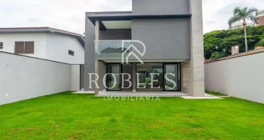 Casa com 470 m², 4 quartos sendo 4 suítes à venda no bairro Alto de Pinheiros.