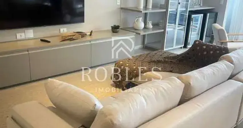 Apartamento com 190 m², 3 quartos sendo 3 suítes à venda no bairro Chácara Santo Antônio.