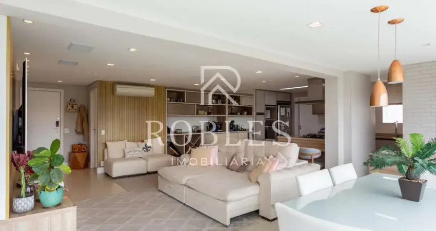 Apartamento com 138 m², 3 quartos sendo 3 suítes à venda no bairro Granja Julieta.