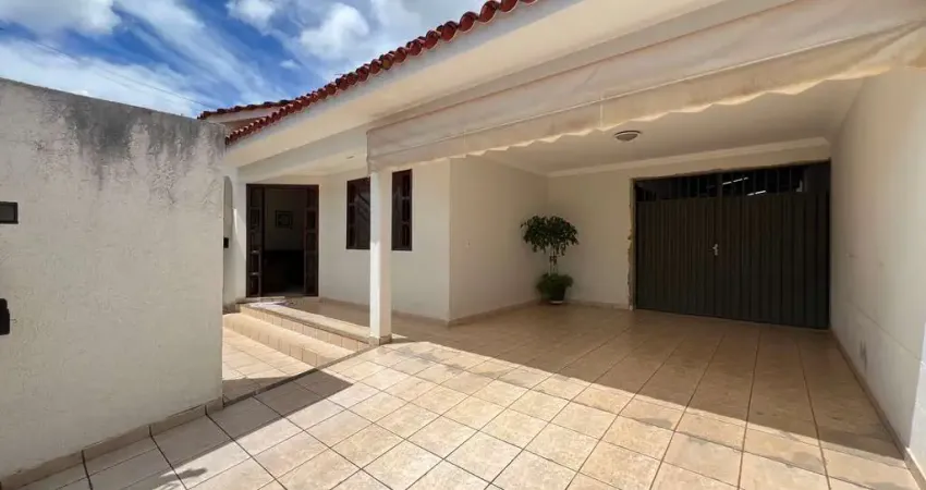 Casa com 3 quartos à venda no Novo Horizonte, Patos de Minas