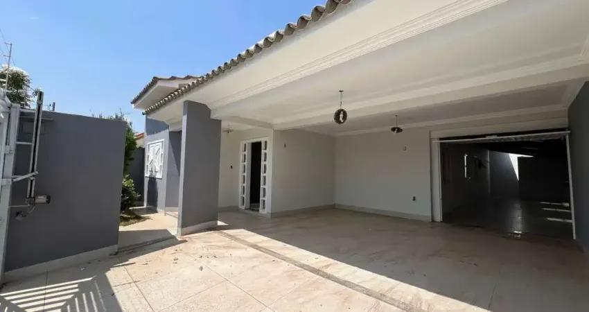 Casa com 4 quartos à venda no Guanabara, Patos de Minas