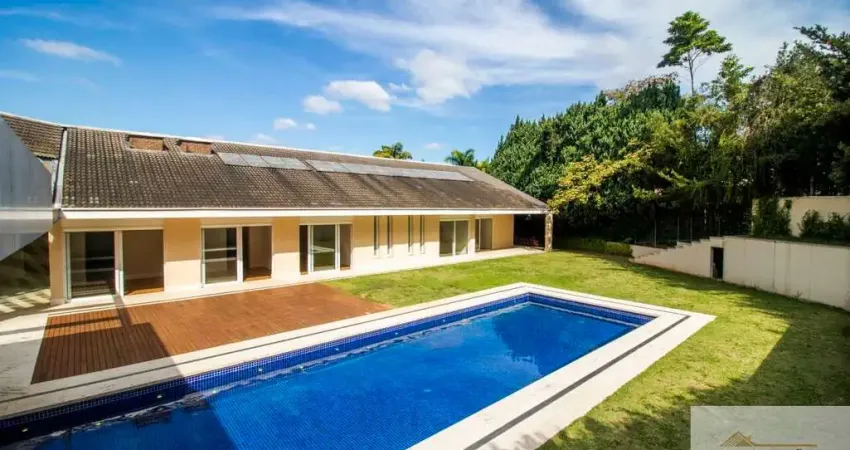 Casa em condominio 1273 mts , 5 suites,  piscina aquecida, area gorimet , 10 vagas no morumbi