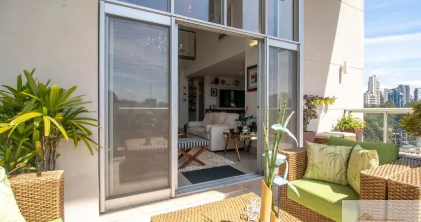 Apartamento 162mts, living com pe direito duplo, com 2 suítes, 3 vagas, no panamby