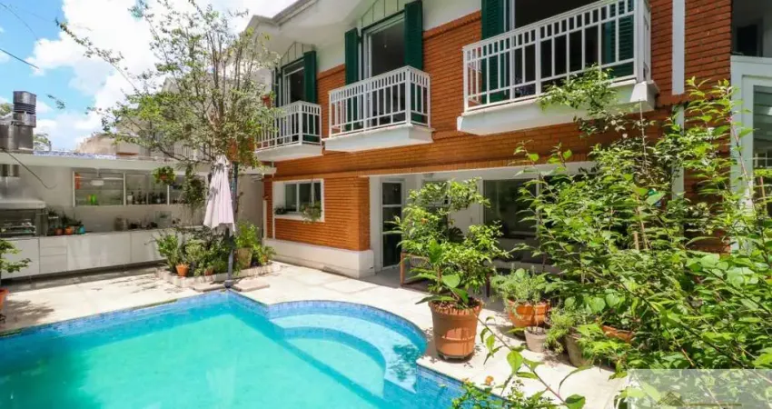 Casa em condomínio, 610mts, 4 suítes, 6 vagas no vila inglesa