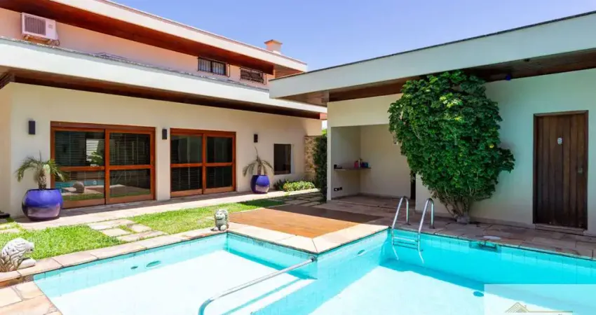 Sobrado residencial, 660 mts, 3 suítes, 6 vagas no jardim guedala