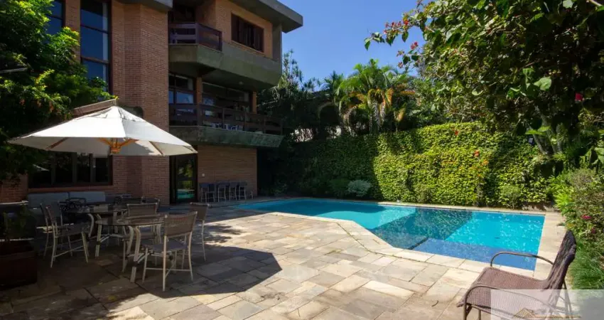 Sobrado residencial, 584 mts, 4 suítes, 4 vagas no jardim guedala