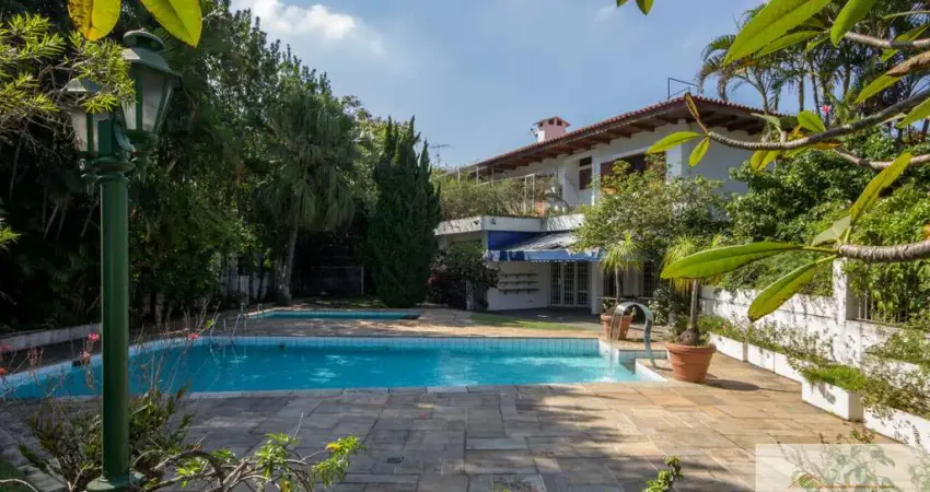 Sobrado residencial, 678 mts, 5 dormitórios, 4 vagas, no morumbi