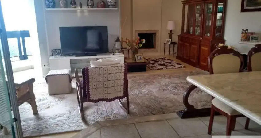 Apartamento 4 dormitórios 2 suítes, 3 vagas, com varanda com churrasqueira, 3 vagas no morumbi