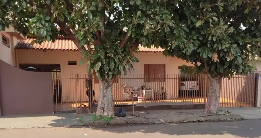 Casa com 3 quartos à venda no Centro, Ibiporã