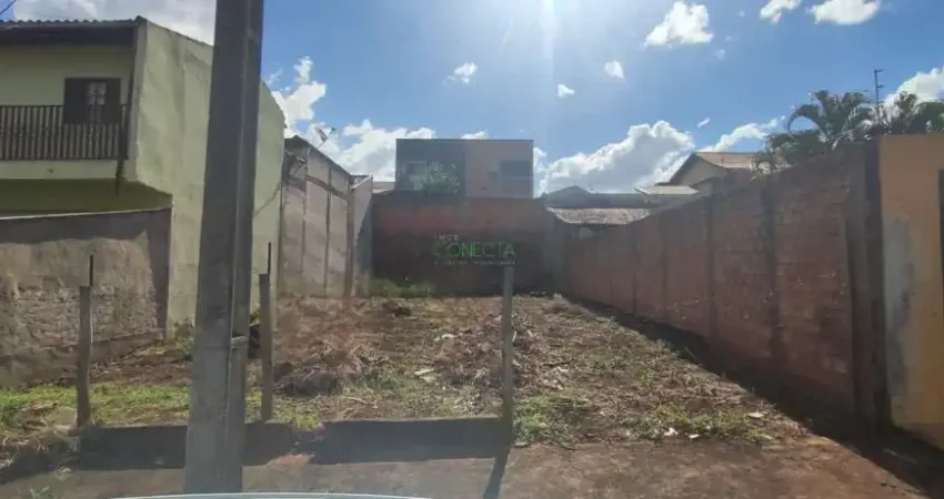 Terreno à venda na Rua Isaura Marques Pereira, Jardim São Tomás, Londrina