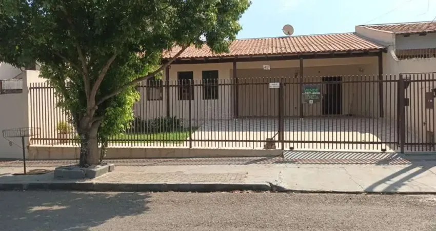 Casa com 5 quartos à venda na Rua Gralha-azul, Waldemar Hauer, Londrina