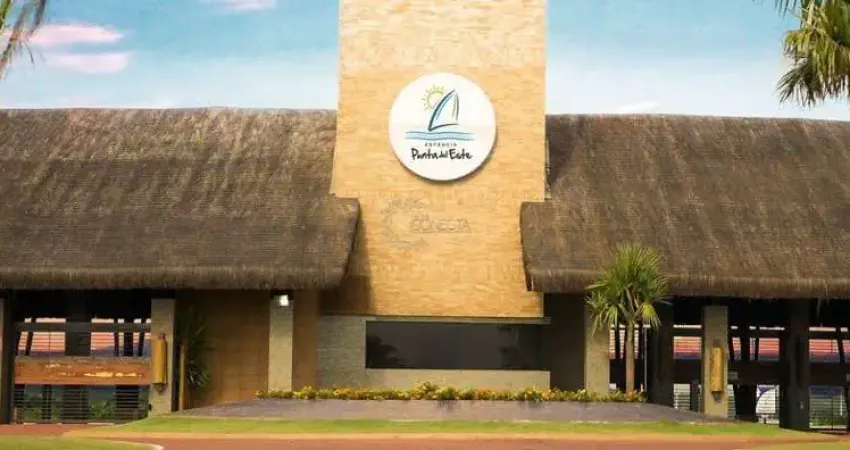 Terreno em condomínio fechado à venda no Centro, Sertaneja