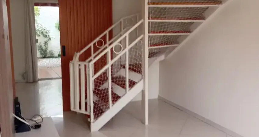 Alugo casa cond floradas da serra em taubaté ótima localização