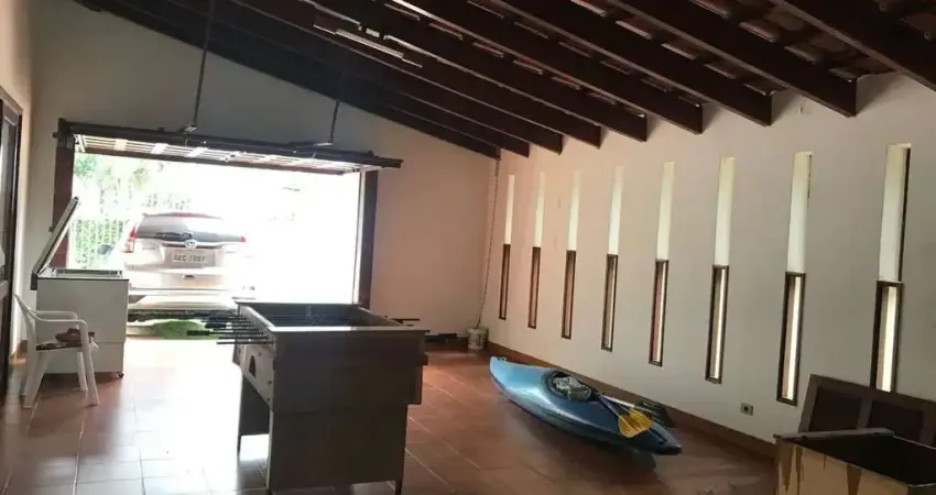 Imperdível oportunidade: casa à venda em ubatuba-sp, praia do perequê mirim, 3 quartos, 1 suíte, 2 salas, 3 banheiros, 2 vagas de garagem, 241m².