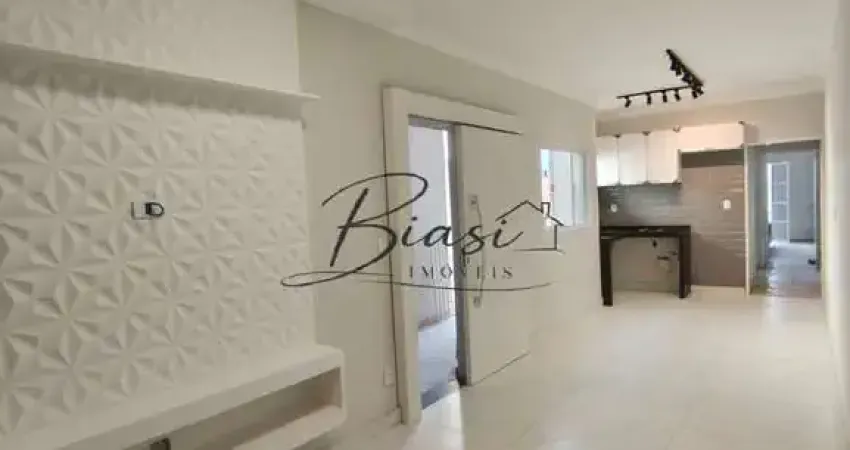 Sobrado em declive / Recém reformado / Jardim das Indústrias / 03 dormitórios sendo 02 suítes / Área Gourmet / 116 m² de construção / 125 m² de terren