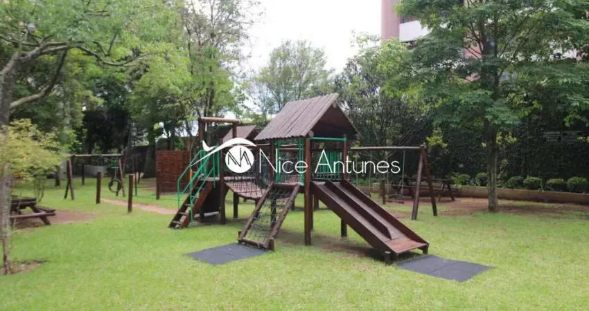 Cobertura Duplex 320M2 3 dormitórios , 2 vagas ,quintal ,face norte , vista permanente .