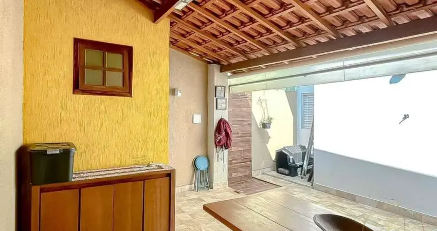 Casa com 3 quartos à venda na Rua Padre Timóteo Corrêa de Toledo, Vila São José, Taubaté