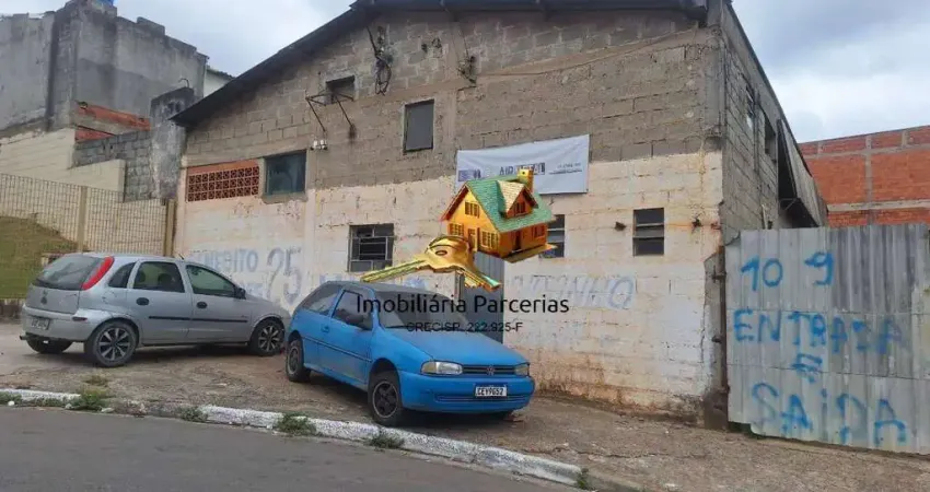Galpão comercial com 528m2 de terreno e 150m2 construído a venda na fazend!