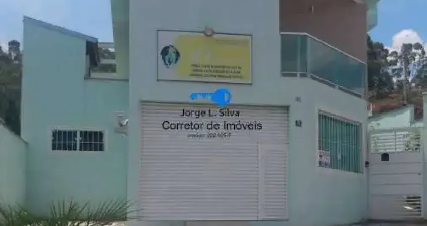 Casa Térrea de 3 Dorms 1 Suíte garagem para 2 carros 240m2 !