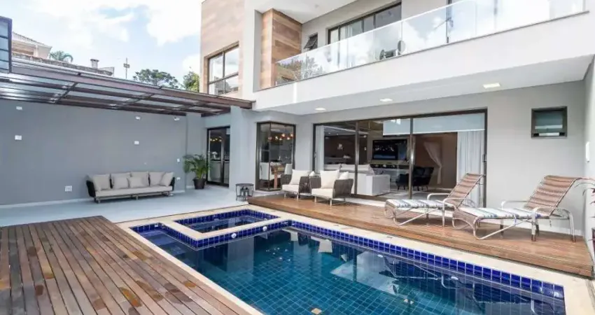 Casa com 4 dormitórios para alugar com 600.00m² no Guabirotuba