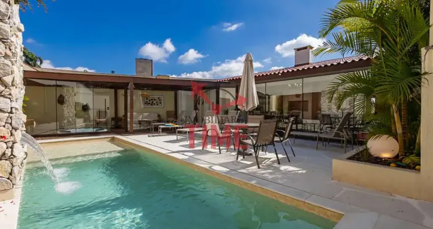 Casa no ahú com 3 dormitórios - suíte - piscina - 343,00m² - proxima a oab pr