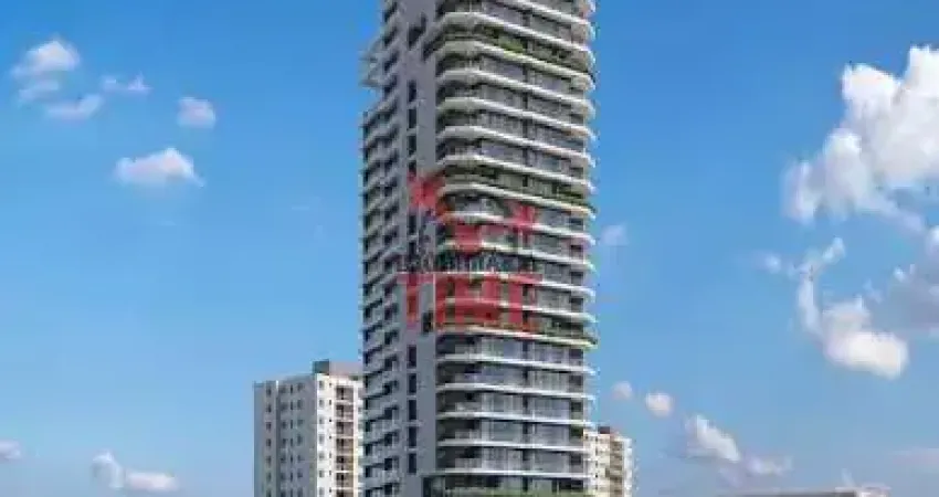 Apartamento garden com pé direito duplo | área privativa 159m2 | 3 suítes | 2 vagas | água verde