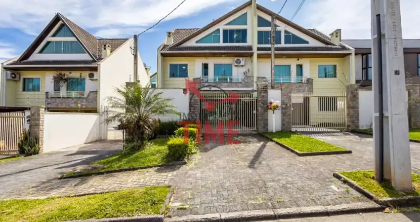 SO0365 - Vista Privilegiada: Casa Triplex no Atuba – 172m² – 4 Quartos, 2 Suítes, 3 Vagas