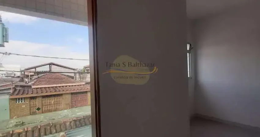 Casa com 2 Dormitórios sendo 1 Suíte, à venda - Santa Maria - Santos/SP