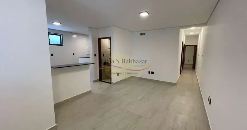 Casa Sobreposta Baixa Térrea - Nova -  Marapé - Santos/SP.