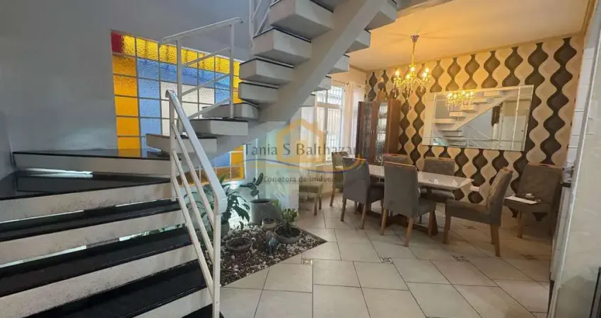 Casa Triplex à Venda no Campo Grande – Santos/SP