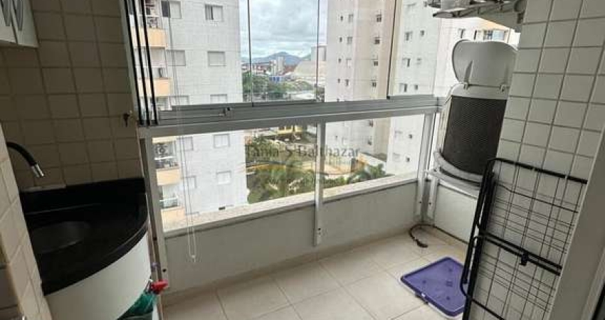 Apartamento com Lazer, no Bairro Ponta da Praia, em Santos.