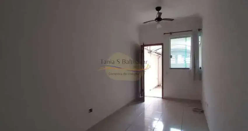 Casa Sobreposta Térrea - Bairro Marapé - Santos/SP.