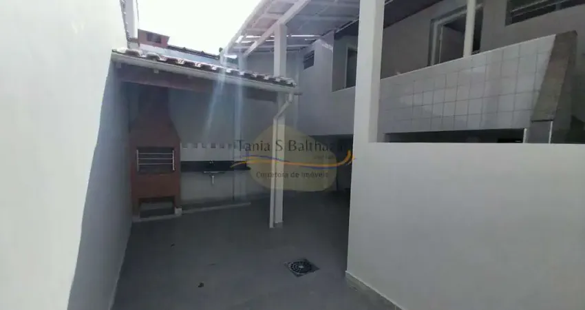 Sobrado Reformado - Bairro Campo Grande - Santos/SP.