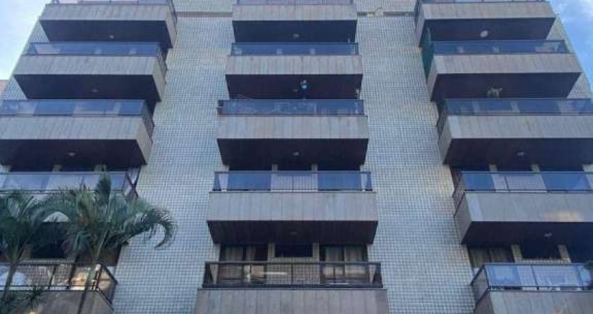 Oportunidade! Apartamento a uma quadra da Praia do Forte!
