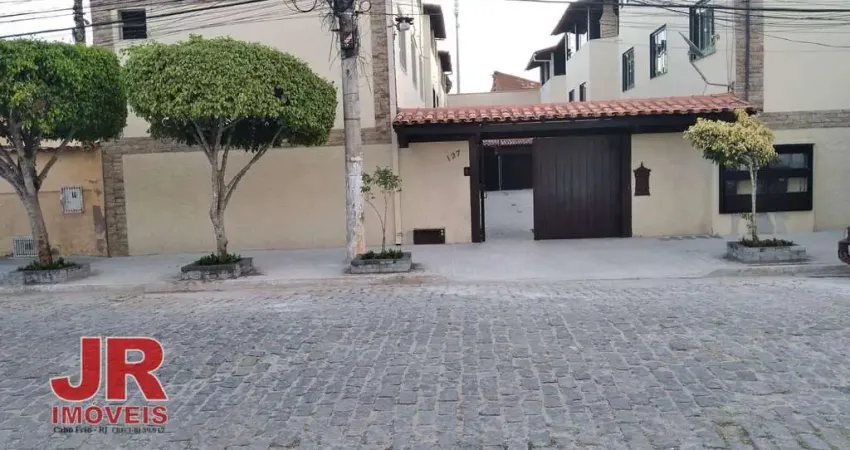 Casa com 3 dormitórios à venda por R$ 550.000 - Jardim Caiçara - Cabo Frio/RJ