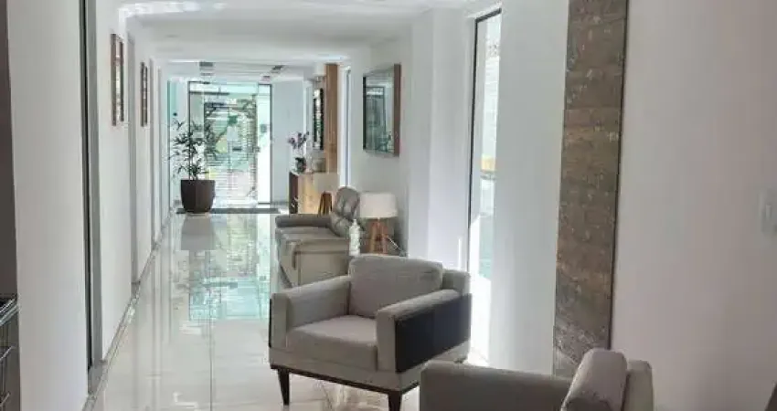 Apartamento com 2 dormitórios à venda, 109 m² por R$ 800.000