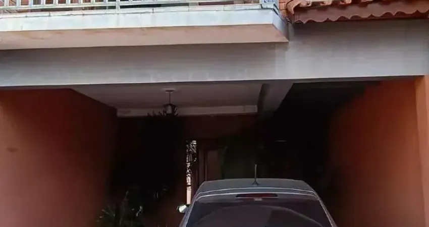 Casa à venda, 3 quartos, 1 suíte, 2 vagas, Jardim Monte Kemel - São Paulo/SP