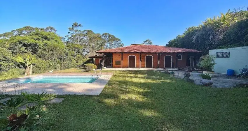 Casa à venda, 3 quartos, 3 suítes, 5 vagas, Algarve - Cotia/SP