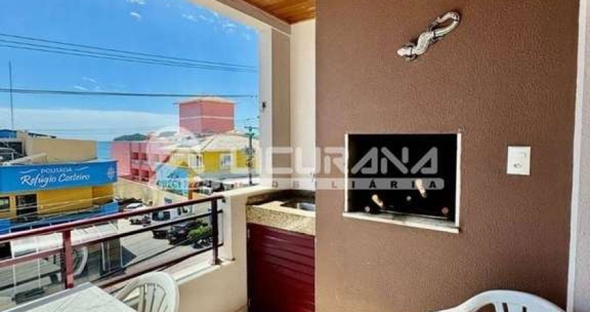 Apartamento com 03 dormitórios, com vista parcial mar, localizado na Avenida principal do centro de Bombinhas/SC