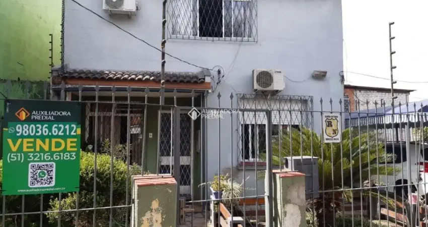 Casa com 5 quartos à venda na Rua Marechal Mallet, 324, Vila João Pessoa, Porto Alegre
