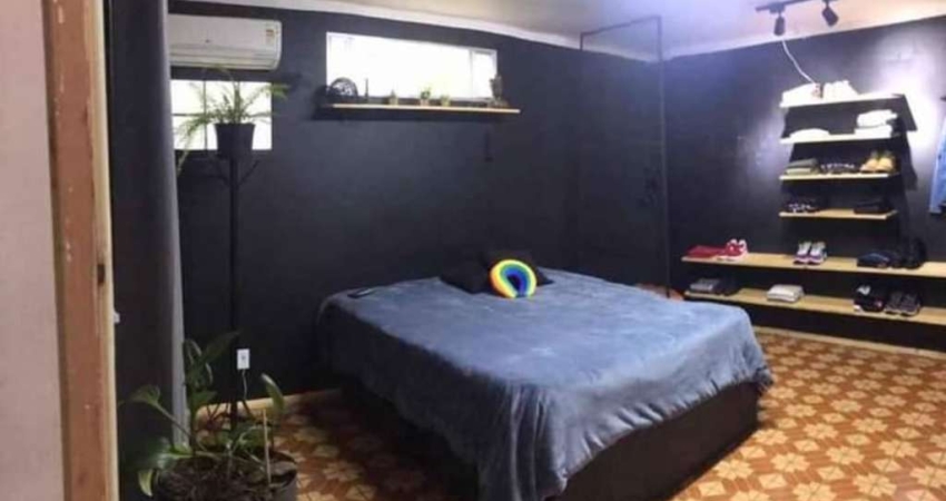 Casa com 3 quartos à venda na Avenida Francisco Talaia de Moura, 445, Rubem Berta, Porto Alegre