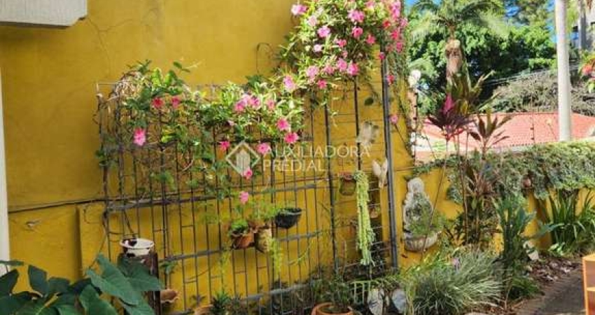 Casa com 4 quartos à venda na Rua Itaboraí, 230, Jardim Botânico, Porto Alegre