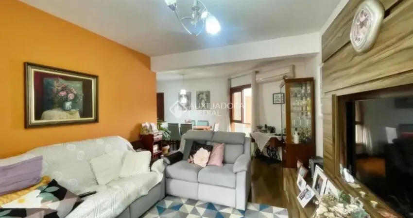 Apartamento com 3 quartos à venda na Rua Veador Porto, 107, Santana, Porto Alegre