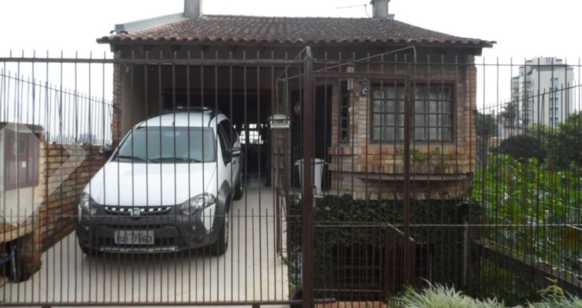 Casa em condomínio fechado com 3 quartos à venda na Rua Conde da Figueira, 360, Vila Jardim, Porto Alegre